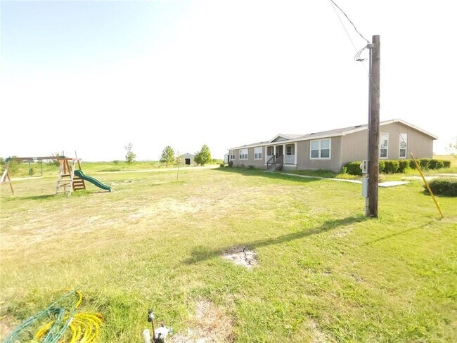 Photo - 2810 Black Waxy Rd