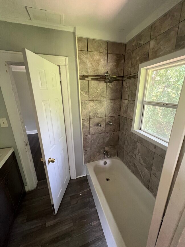 2450 Benton Blvd Rental House Rental in Kansas City, MO