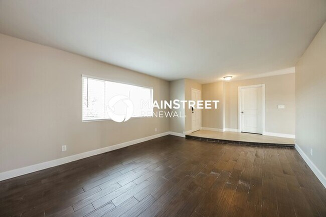 4 Bedroom Pet-Friendly Home in GLENDALE, A... - 4 Bedroom Pet-Friendly Home in GLENDALE, A...
