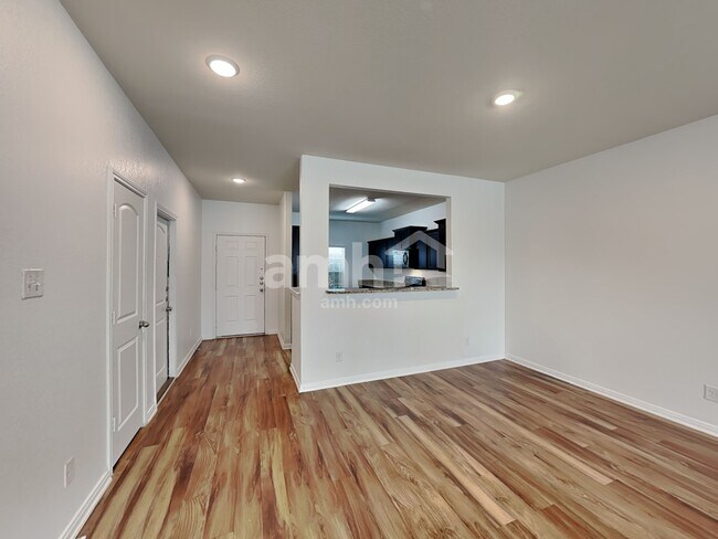 Photo - 12250 Commander Dr