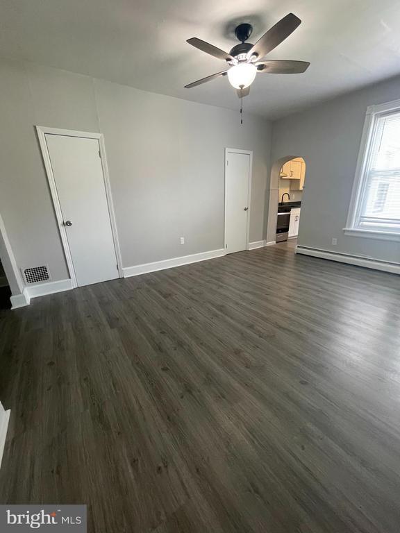 42 3rd Ave