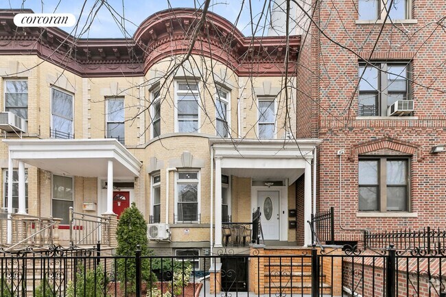 Building Photo - 254 Maple St Rental