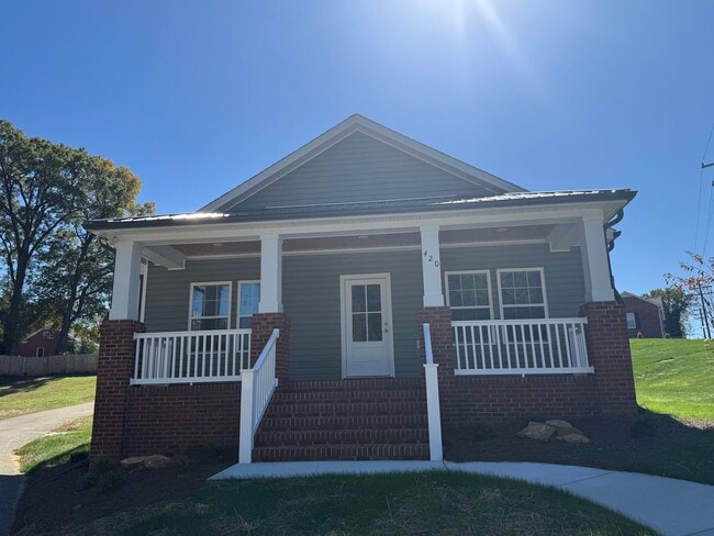 Photo - Three bedroom, 2 bath house in Graham-newl...