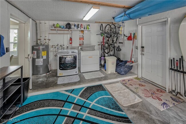 Photo - 1540 Curlew Ave