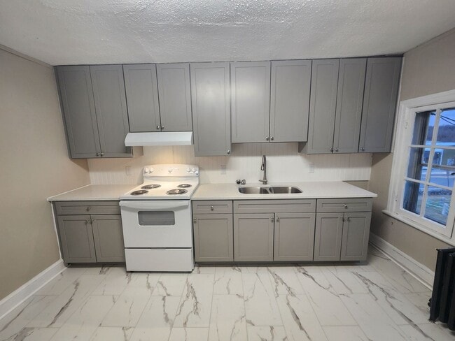 Photo - 651 Lincoln Way W Unit 651 LWW Apt. 2