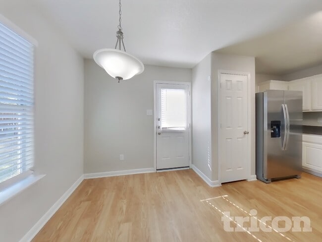 Photo - 6930 Waterlilly View Ln