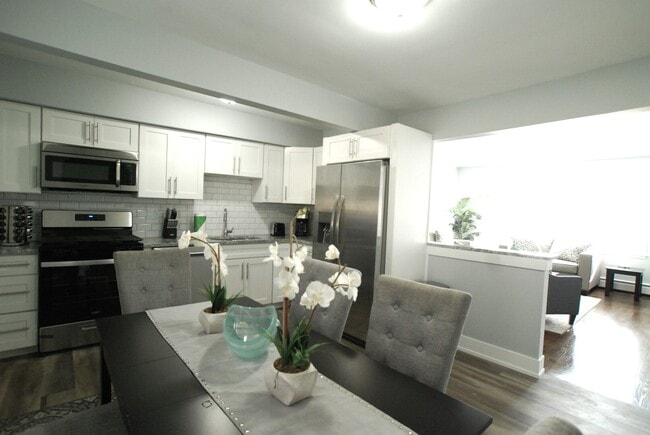 Photo - 2246 S 17th Ave Unidad GE