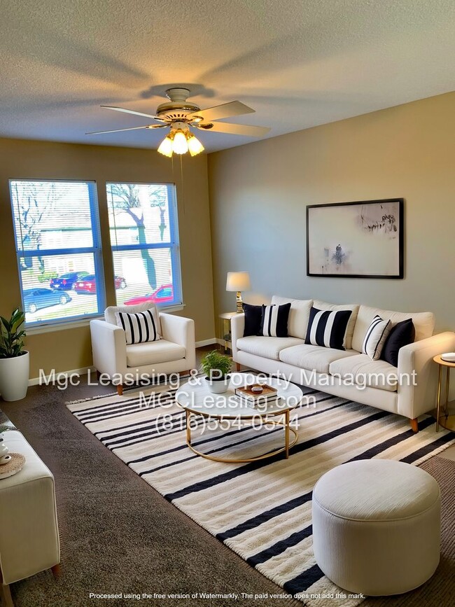 Photo - 814 NE Westwind Ln