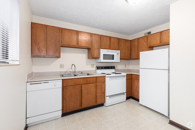 1BR, 1BA - 750SF