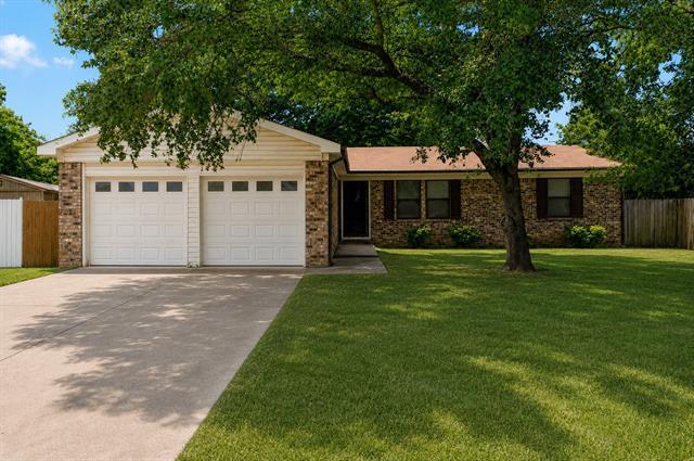 Building Photo - 836 Hollow Creek Rd