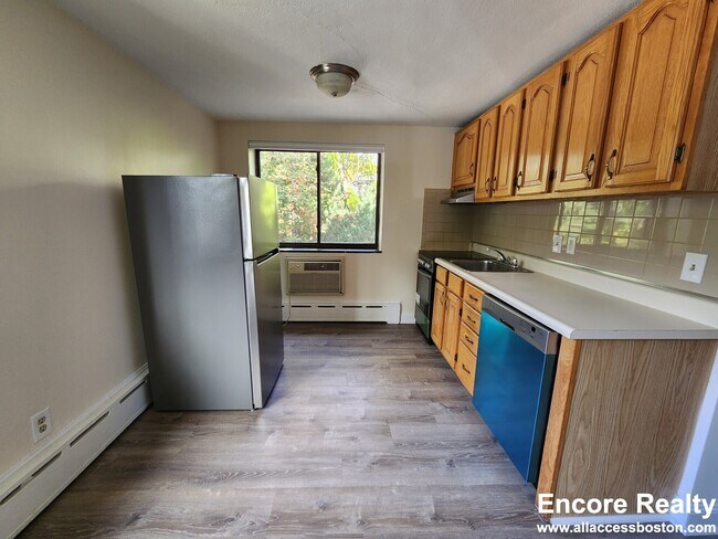 Photo - 15 Chester St Unit 33