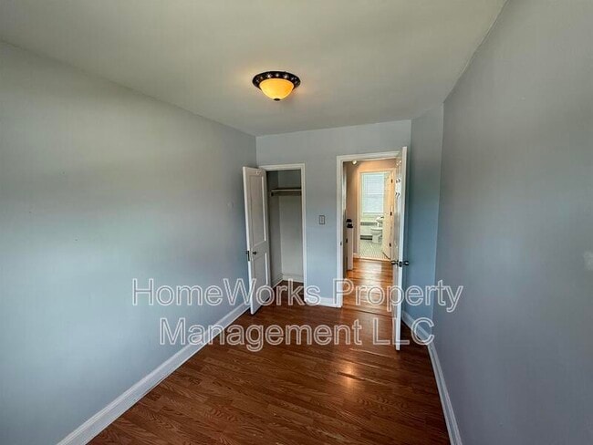 Photo - 125 Cherrydell Rd