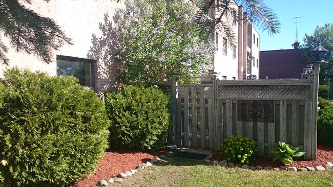 Photo - 15 Wellington Road 124