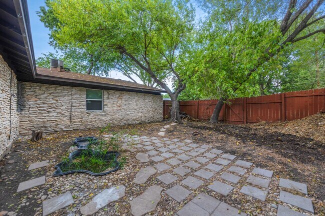 Photo - 2/1 in Central Austin with Garage & Private Yard