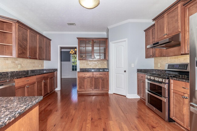 Photo - 4025-4025 Stowe Dr