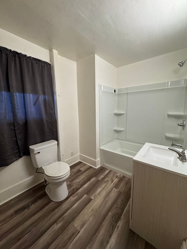 Photo - Beautiful home for rent in the heart of Moline