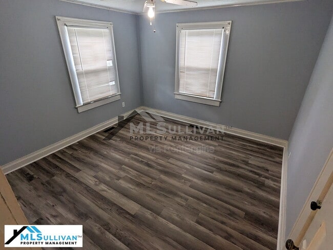 Photo - 641 Cornelius St