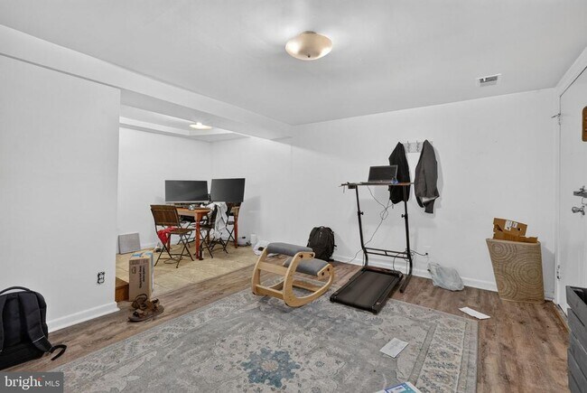 Photo - 1526 Potomac Ave SE