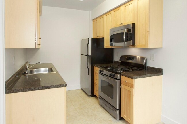 1 Langdon St Unit 24