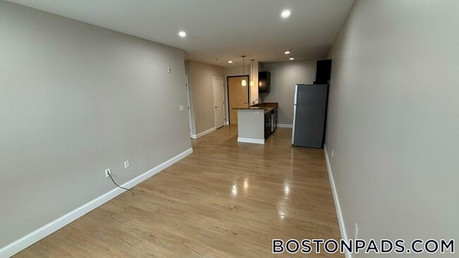 Photo - 75 S Main St Unit 313