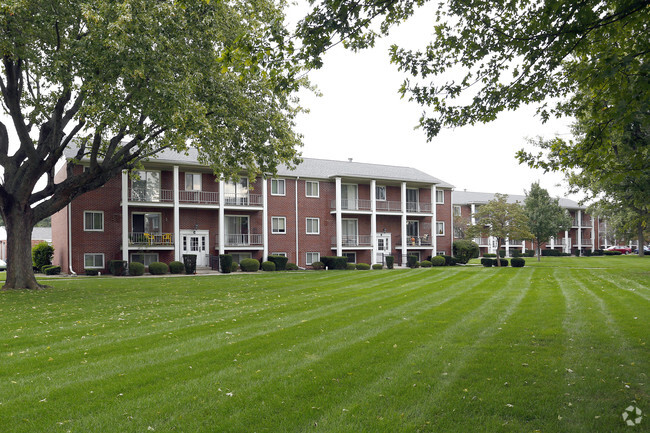 Building Photo - MAPLE CREST Rental