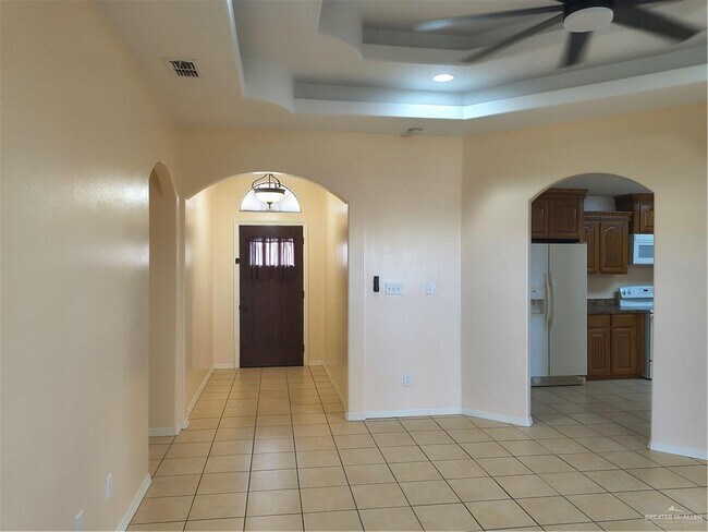Photo - 12 Moorefield Rd