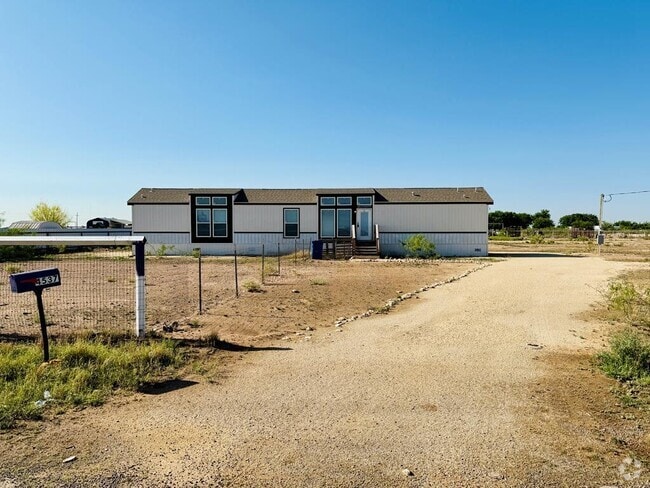 Building Photo - 4537 W Nectarine St Rental