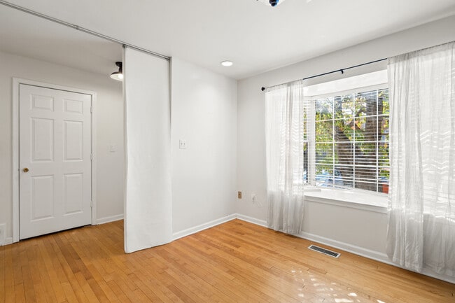 Photo - 7417 Wilma Ln