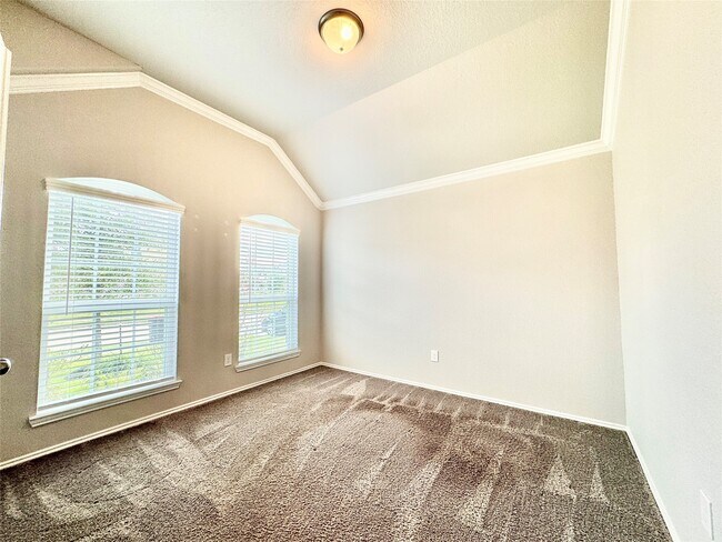 Photo - 5018 Victory Shores Ln