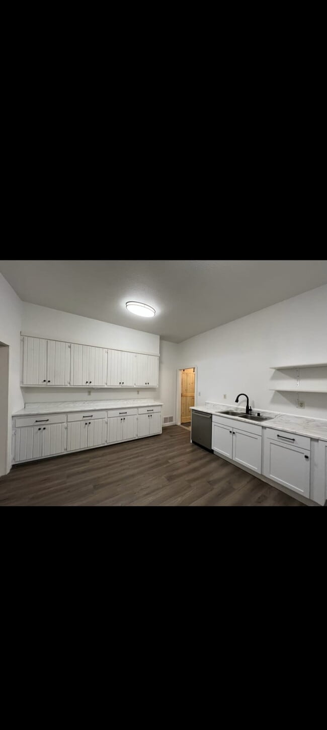 Updated kitchen - 132 E Main St Unit 1