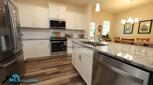 Photo - 291 White Oak Ridge Dr