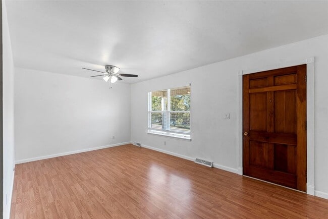 Photo - 2171 Richardson Rd