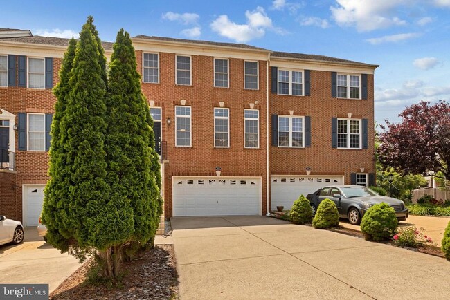 Photo - 22529 Welborne Manor Square Townhome