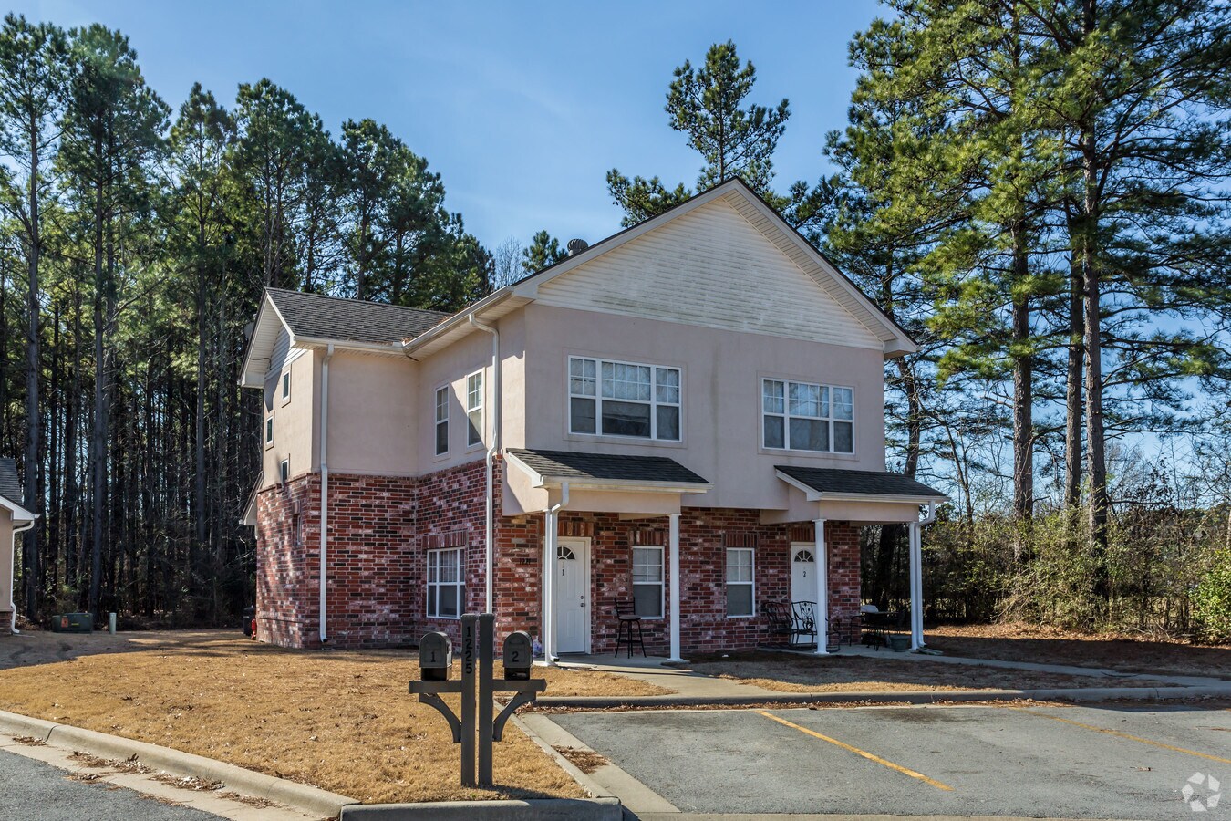 Photo - Camry Court Apartments