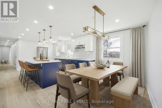 Photo - 314 Laughton Crescent