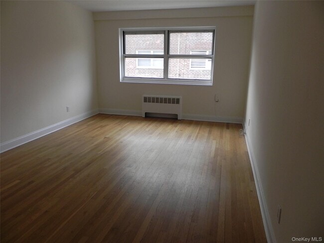 Photo - 11 Schenck Ave Unit 2D