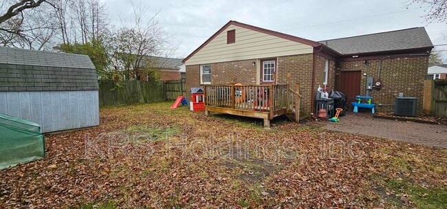 Photo - 1543 Grove St