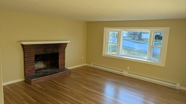 Photo - ***Please Respond Directly to the Online Listing, Calls May Not Be Returned***