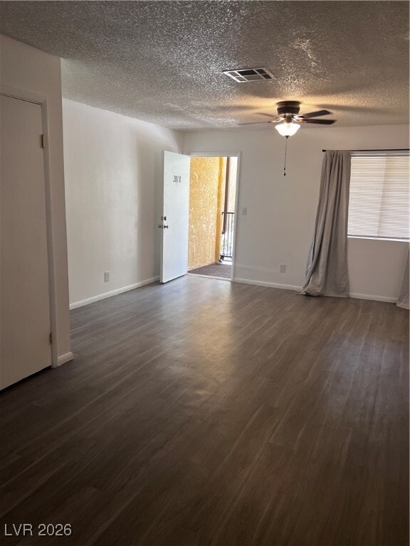 Photo - 1303 Darlene Way