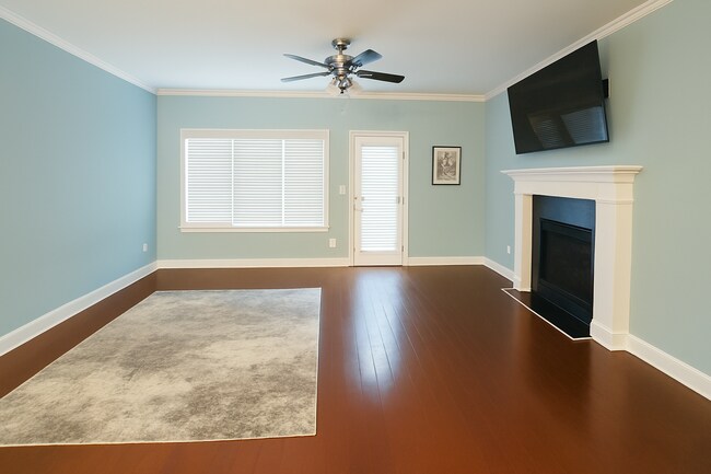 Photo - 183 Lumina Pl