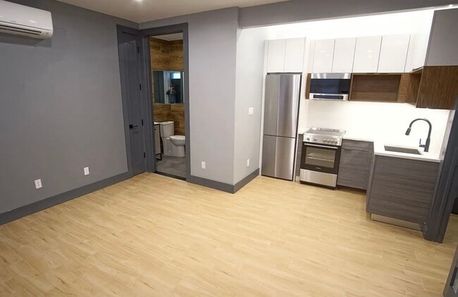 Photo - 314 Sumpter St Unit 1A