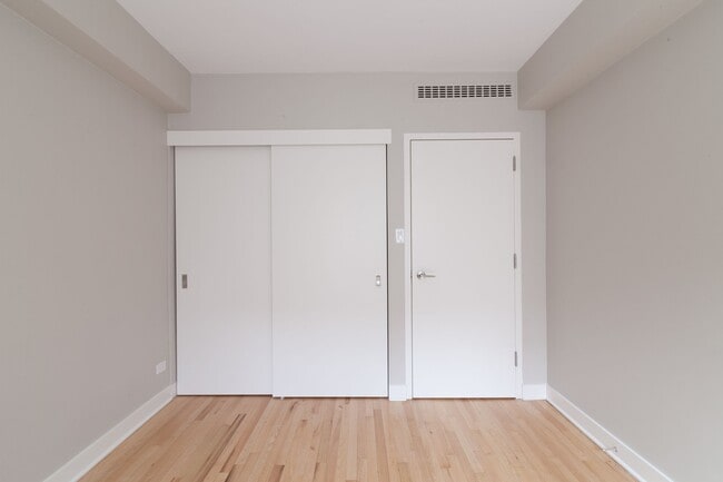 Photo - 3435 Rue Drummond Unité 76