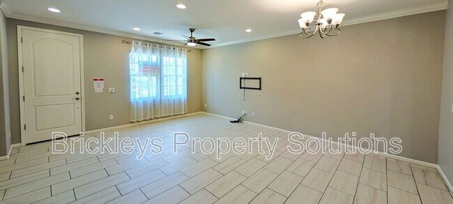 Photo - 2477 W Market Pl Unit 11