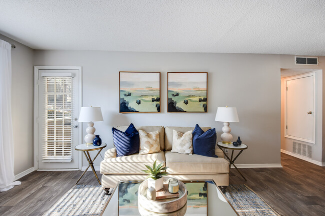 Building Photo - The Alcove Rental