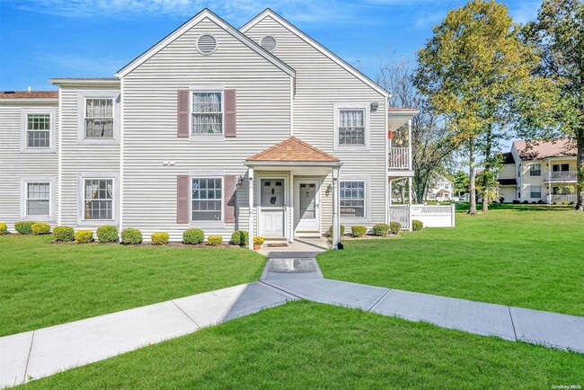 Photo - 14 Fairview Cir Townhome