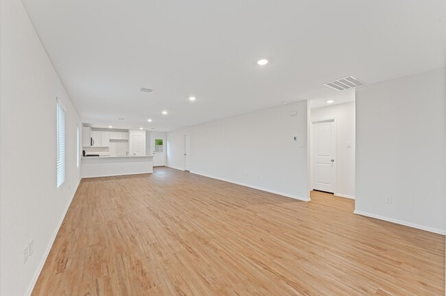 Photo - 347 Riverwood Village Ln
