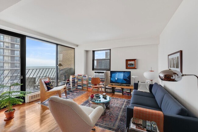 Photo - 6030 N Sheridan Rd Unit 901