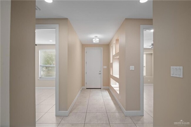 Photo - 1409 Ozark Ave