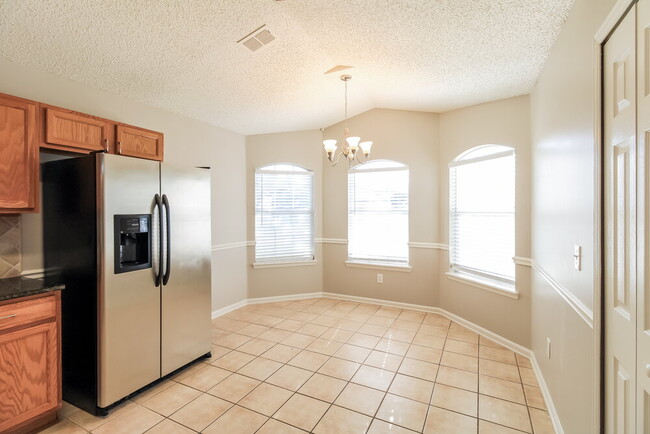 Photo - 597 Prosperity Lake Dr