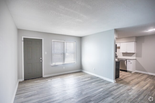 1BR, 1BA - 550SF - Living Area